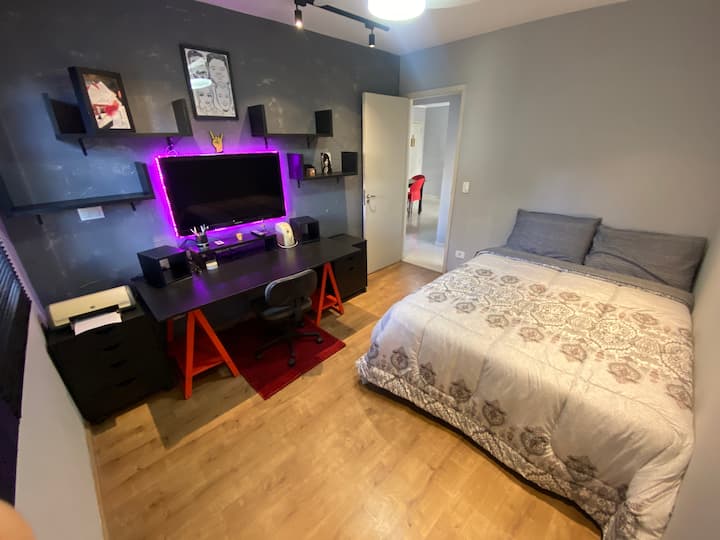 Habitación doble/ oficina