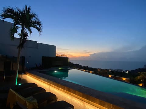 V!EW Casablanca. Modern, Complete and Exclusive!
