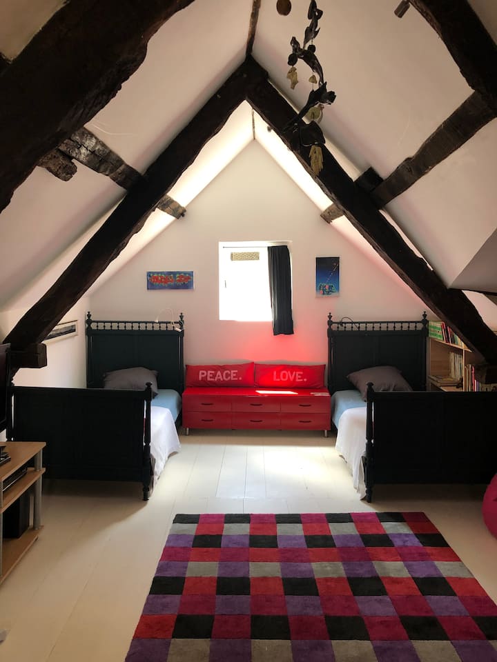 Chumba cha kulala 3 kwenye ghorofa ya 3