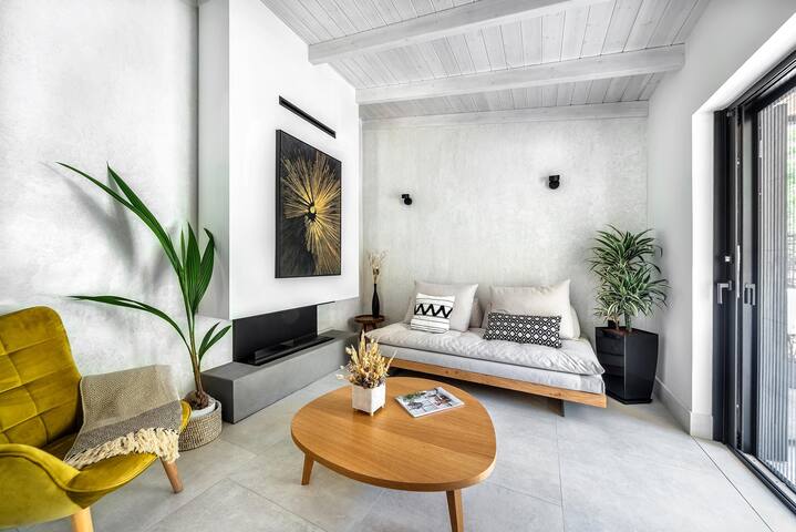 New Villa HALO just 100m from the beach gallery image 4