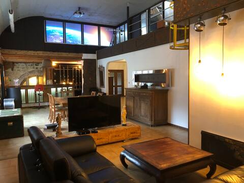 Superbe Loft industriel  250m² proche Luxembourg