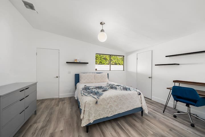 Dormitorio queen (dormitorio
4).