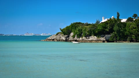 Tucks Paradise - Waterview & Minutes to Beaches!!!