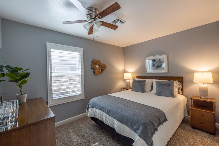 ห้องสำหรับผู้เข้าพัก #3- เตียงควีนไซส์