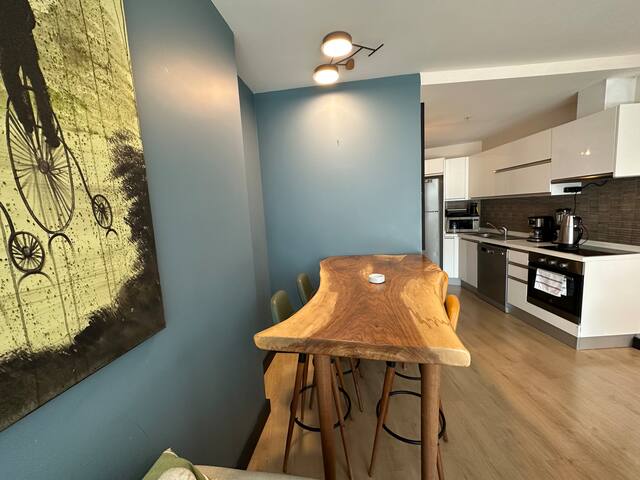 fastest wifi in tr. most clean house.stylish eqp. gallery image 4