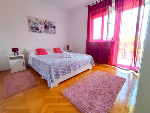 Seaview apartment (A1)