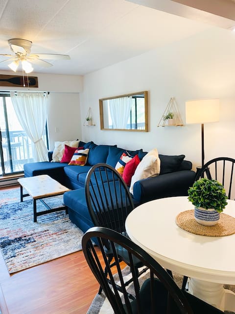 Location! Cozy 2BR Condo - Mountain Side