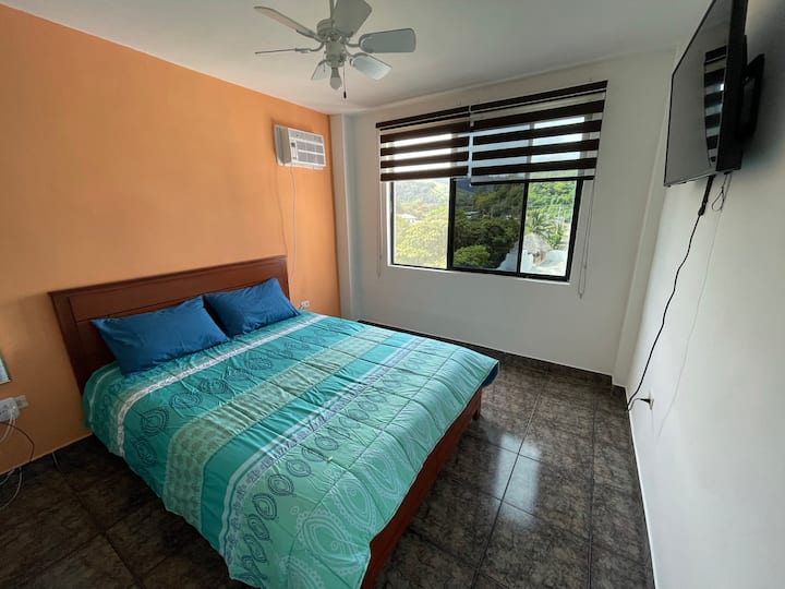 Habitación principal con vista a Casablanca y las montañas - Aire Acondicionado