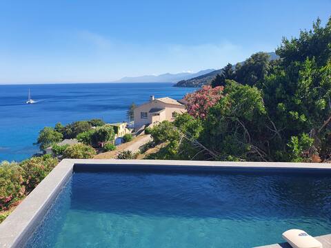 VILLA ELBA 8 pers, 180° SEA VIEW, heated pool
