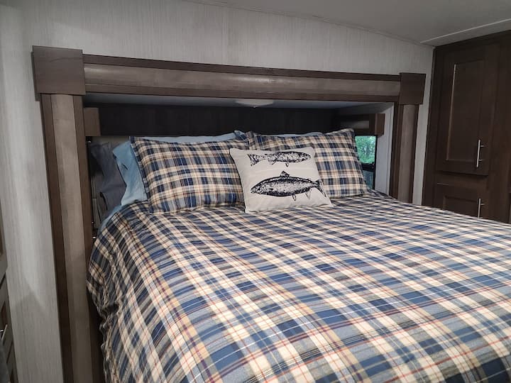 Mossyrock Holiday Rentals & Homes Washington, United States Airbnb