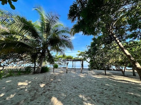 Beautiful Caribbean beach front house, San Onofre