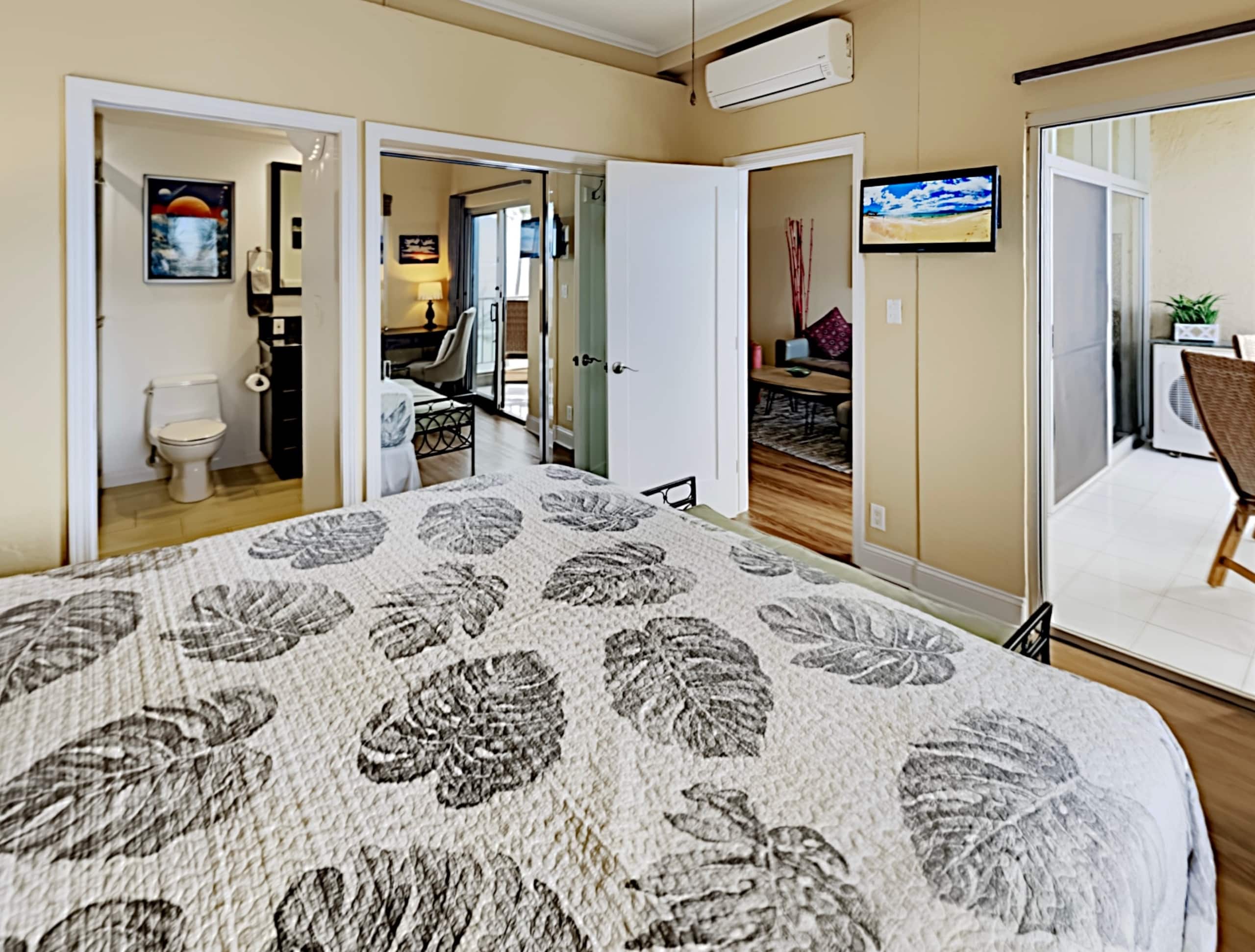 Condo in Kihei · ★4.89 · 2 bedrooms · 2 beds · 2 baths - Image 14