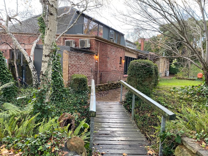 Uraidla hideaway Apartments for Rent in Uraidla, South Australia