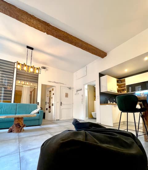 Airbnb performant: Private Jacuzzi & Patio, Beach at 20m, A/C à Collioure