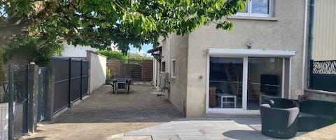 Asanna House, 2 bedrooms, Cernay, modern atypical