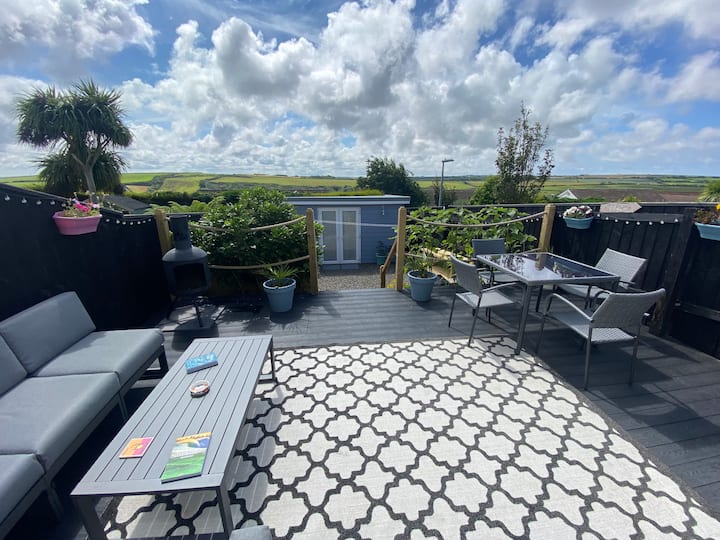Palm Drive - Newquay