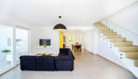 Top performing Airbnb: Villa Naqara in Castellammare Del Golfo
