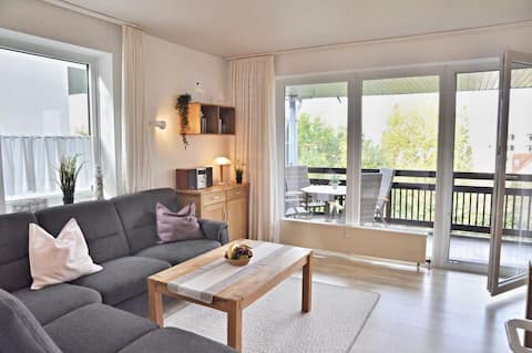 Sea view: Cozy two room apartment