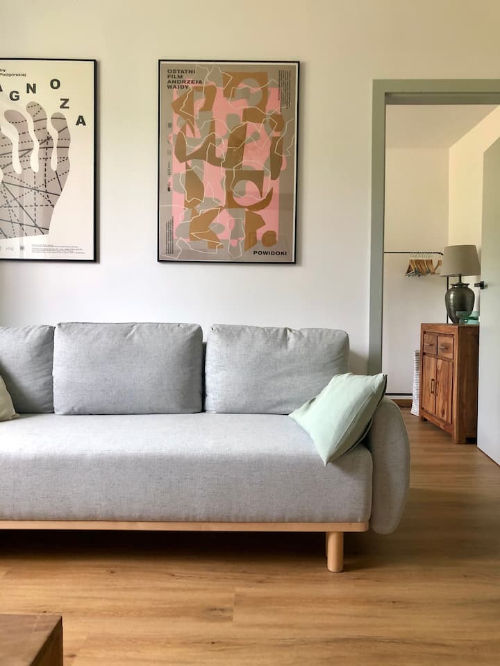 Разтегателен диван Rozkładana 