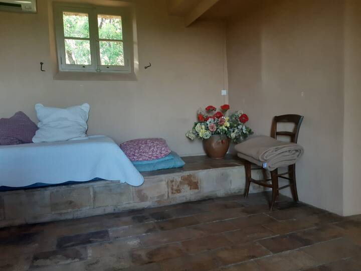 chumba cha kulala cha 2 / "chumba cha hewa" - ghorofa ya 1