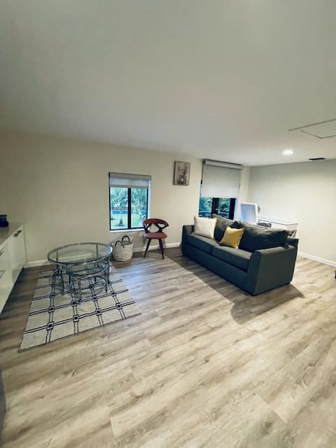 Modern Style Guesthouse in SW Ranches, FL