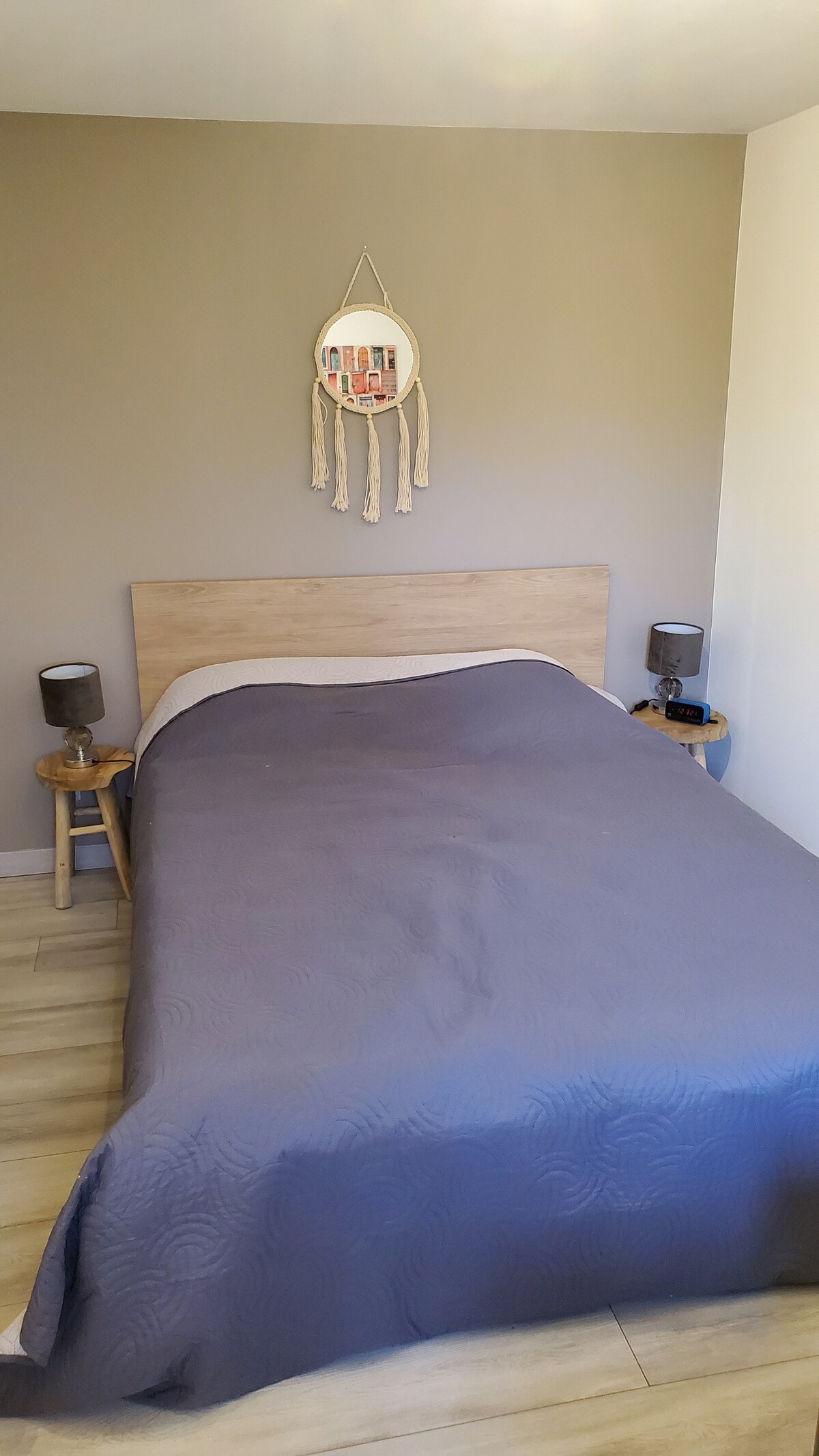 Dormitorio 5 (cama de 140*190 cm)