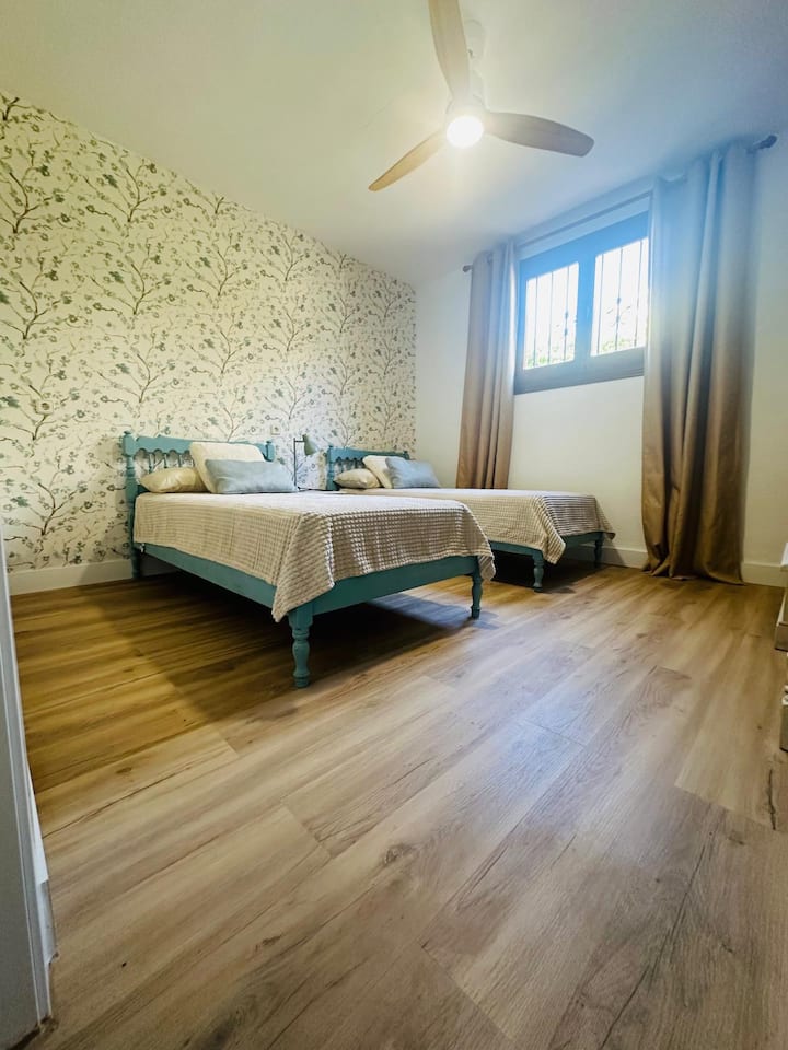 Ორადგილიანი ოთახი