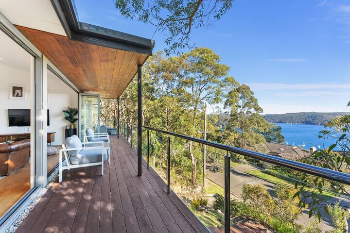 The Shangri-La in Bilgola Plateau – Stunning views gallery image 2