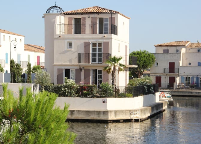Livea Immobilier managed Airbnb listing 1