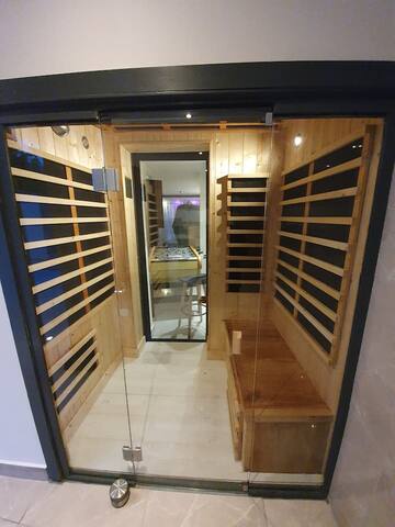 Belle maison d’architecte avec piscine gallery image 4