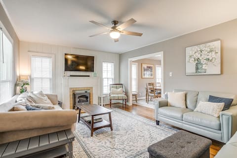 Top performing Airbnb: University Town Cottage (TCU) in Fort Worth