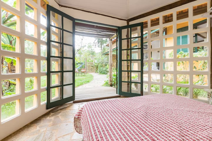 Надворешна соба со двоен кревет