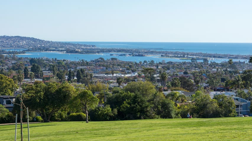 Pacific Beach private Retreat