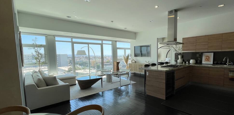 Beach Luxury Design Gem w/ Ocean Views