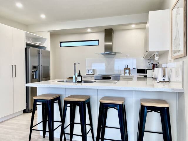 TheMarinerTas- Beach, Surf, Views gallery image 5