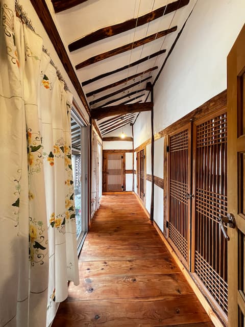 Stay Sumjin River House Main Building