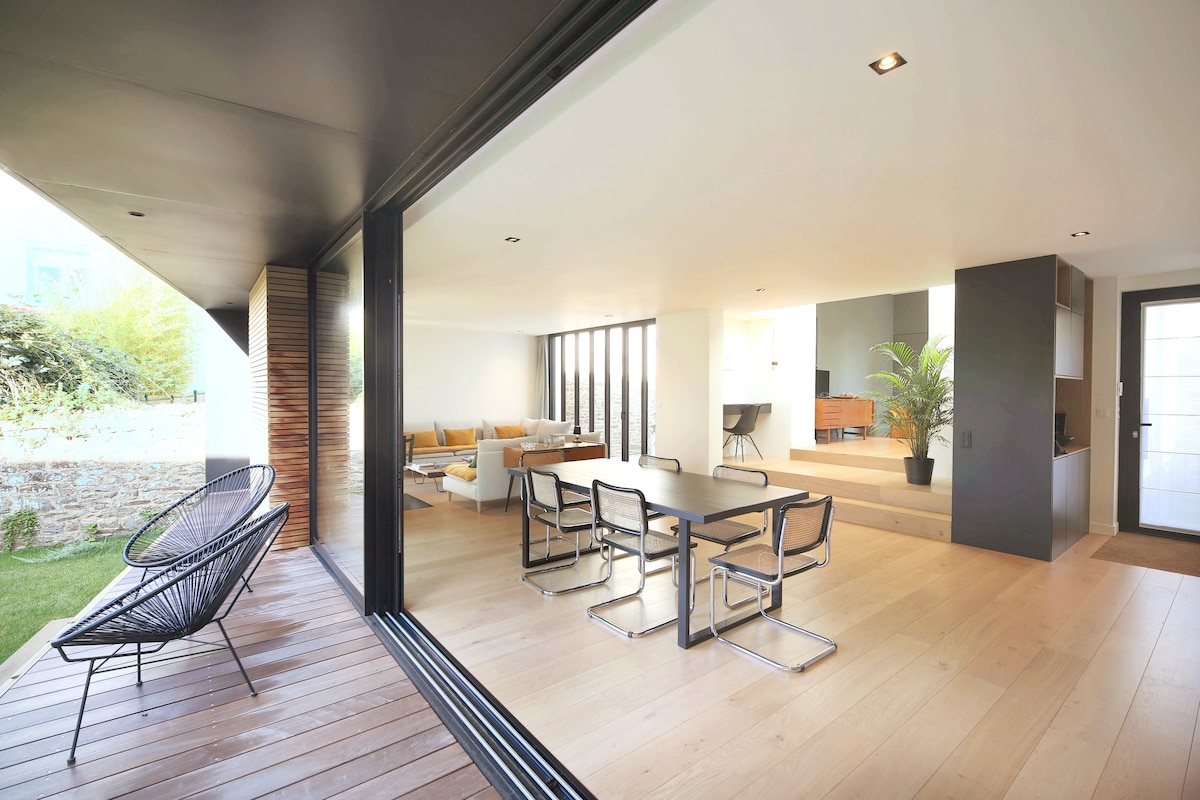 Annonce Airbnb populaire: Centre Vannes, Bright south-facing house, 6 people à Vannes