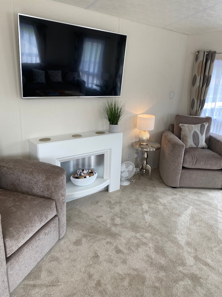 Broadway Holiday Lodges - Evesham