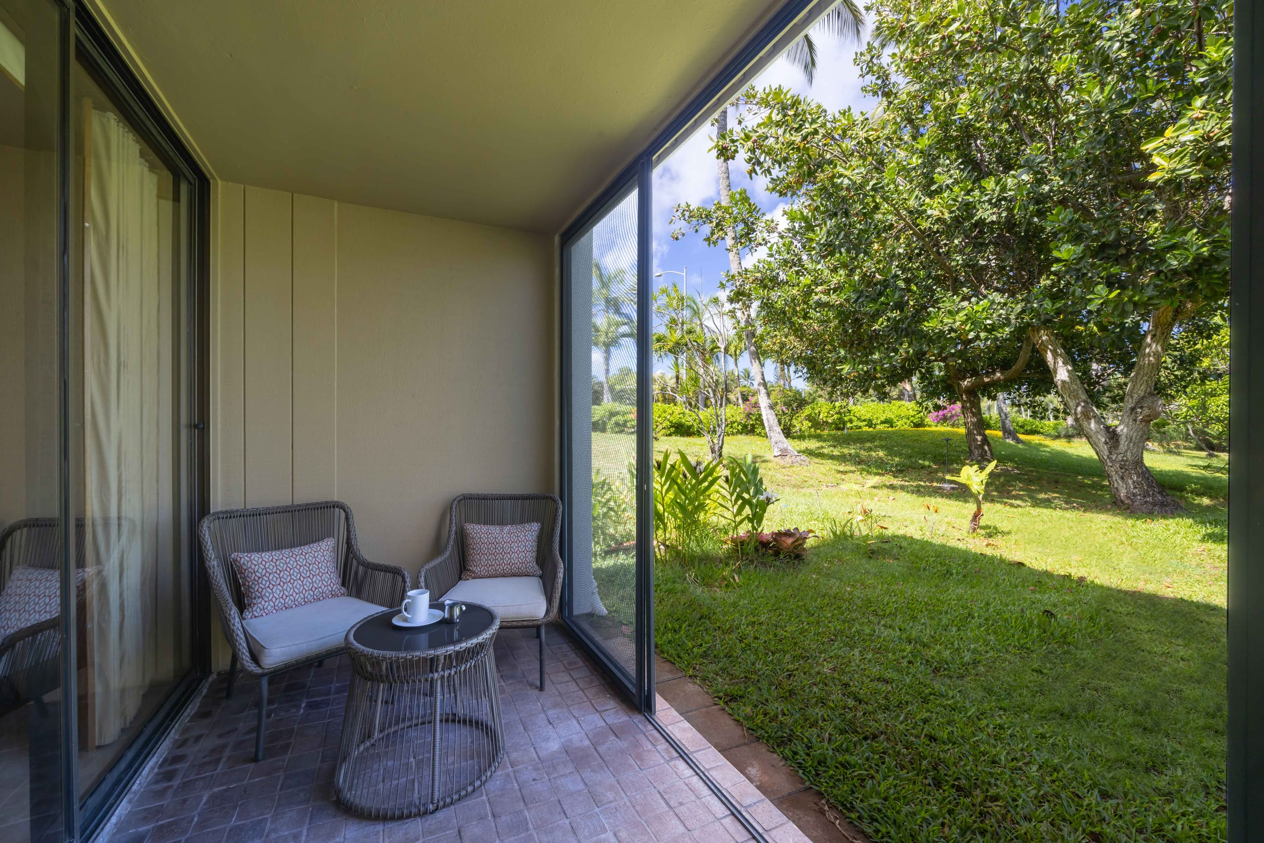 Condo in Kahuku · ★4.99 · 1 bedroom · 2 beds · 1 private bath - Image 16