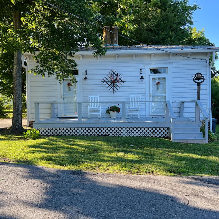 Cabin and House Vacation Rentals in Prince Edward County Airbnb