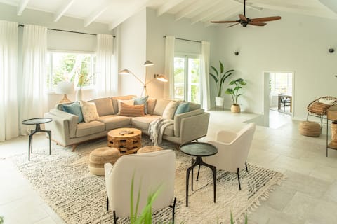 Popular Airbnb listing: Waterfall Oasis | Magens Bay Views & Private Pool! in Tutu