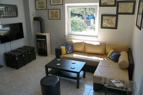 Top Airbnb: House Sunshine-Sea view #NoStressOnCres in Grad Cres