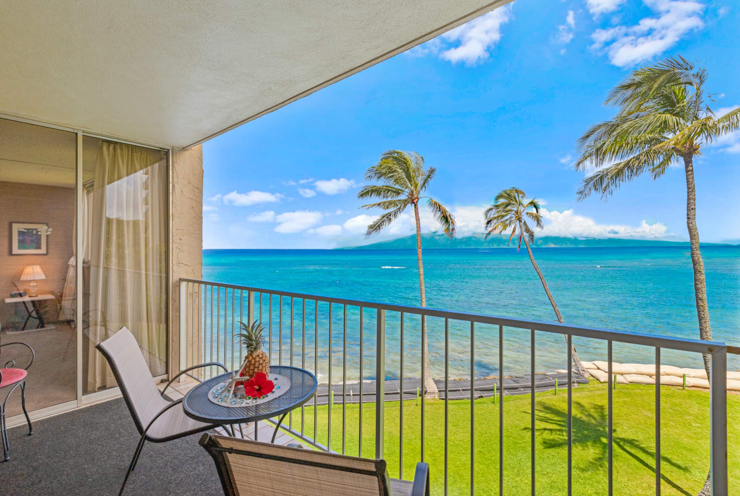Condo in Lahaina · ★4.83 · 1 bedroom · 2 beds · 1 bath - Image 19