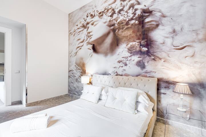 Trevi Fountain -NOAH- Your Italian Holidays gallery image 4