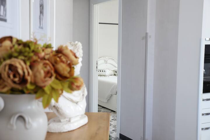 TREVI FOUNTAIN Deluxe – Your Italian Holidays gallery image 3