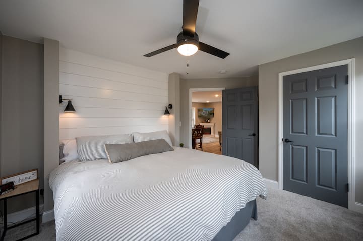 Master Bedroom with King Size bed