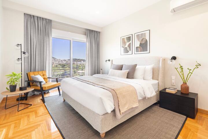 Grand, 3-BDR APT with Majestic Acropolis View gallery image 4