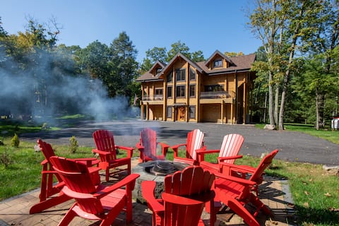 Log House Chalet | Outdoor Pool | Sauna | Hot Tub