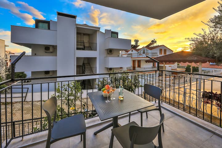 Tuğçe Apart 1+1 Apartment - Apartments for Rent in Kaş, Antalya, Turkey -  Airbnb