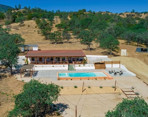 Hart Flat Hacienda Ranch Retreat w/ Pool & Hot Tub